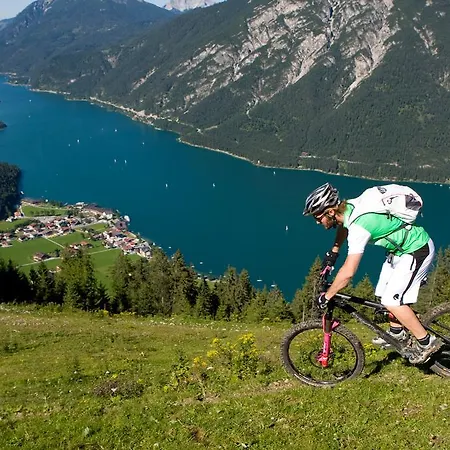 & Tiroler Bua Achenkirch