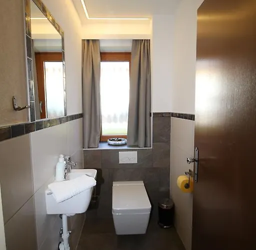 & Tiroler Bua Achenkirch