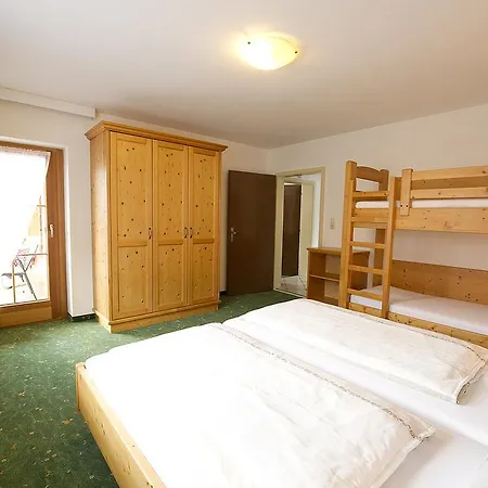 Apartmán & Tiroler Bua *